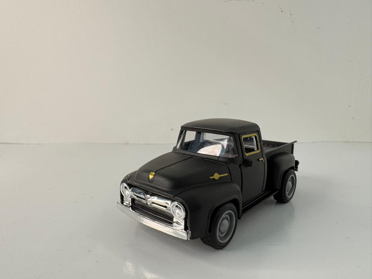 1956 Ford F-100 Pickup diecast model.