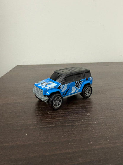 Metal 1:64 scale Jeep model