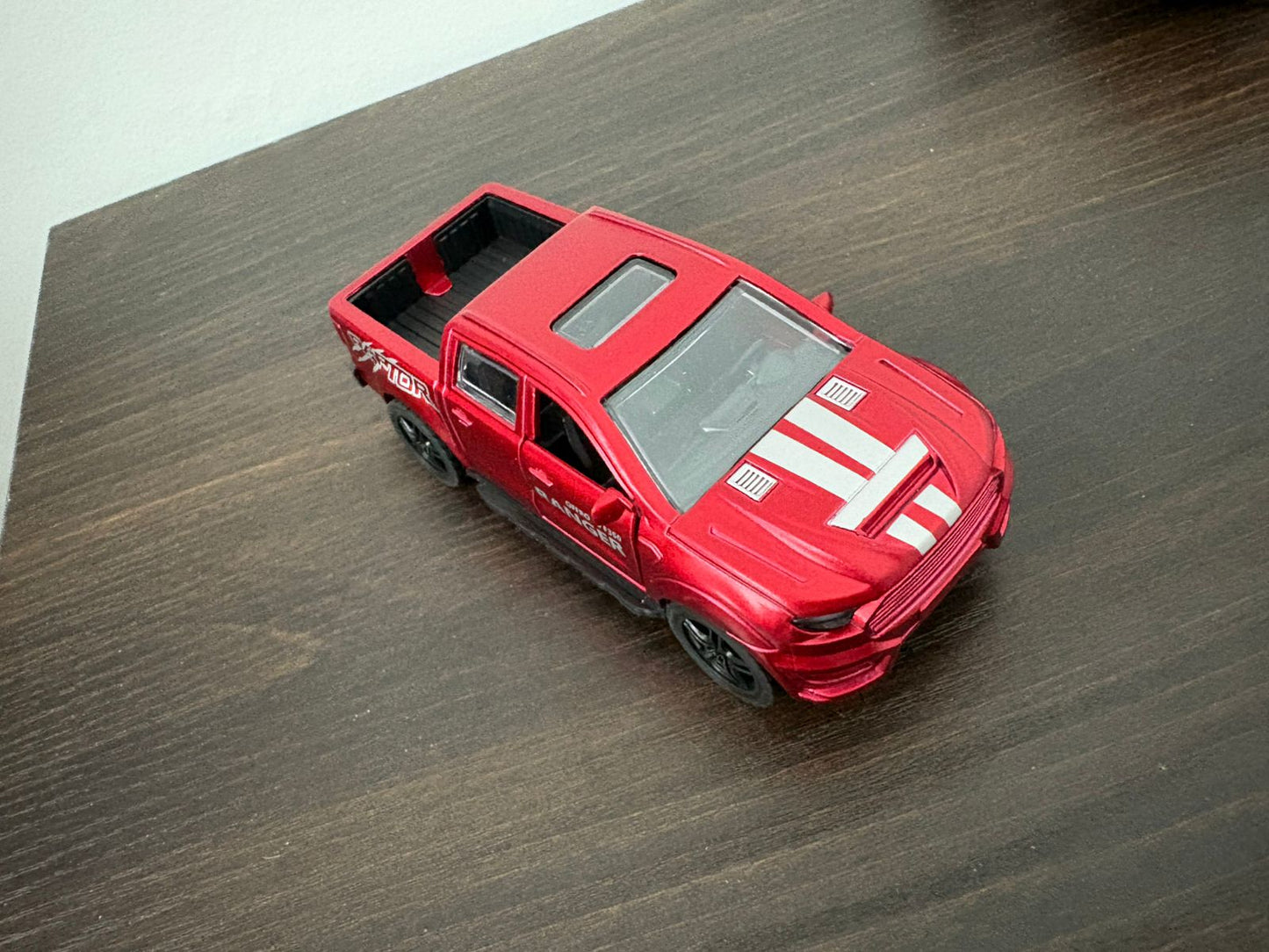 Metal diecast scale model-Raptor 1:32 scale