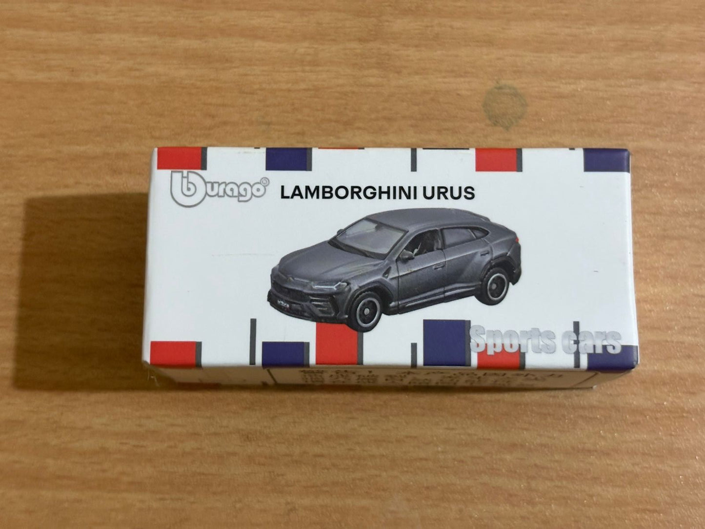 Bburago lamborghini urus 1:64 scale