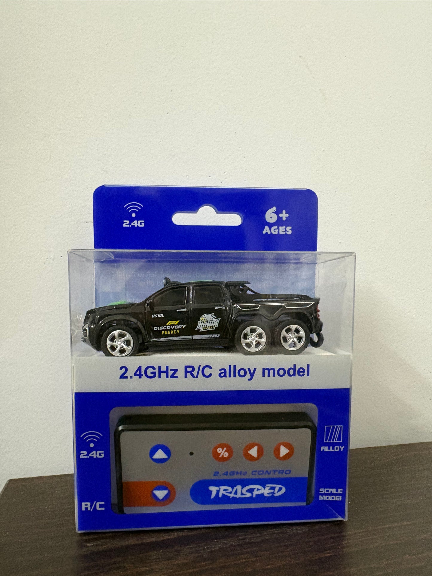 Rechargeable mini RC car