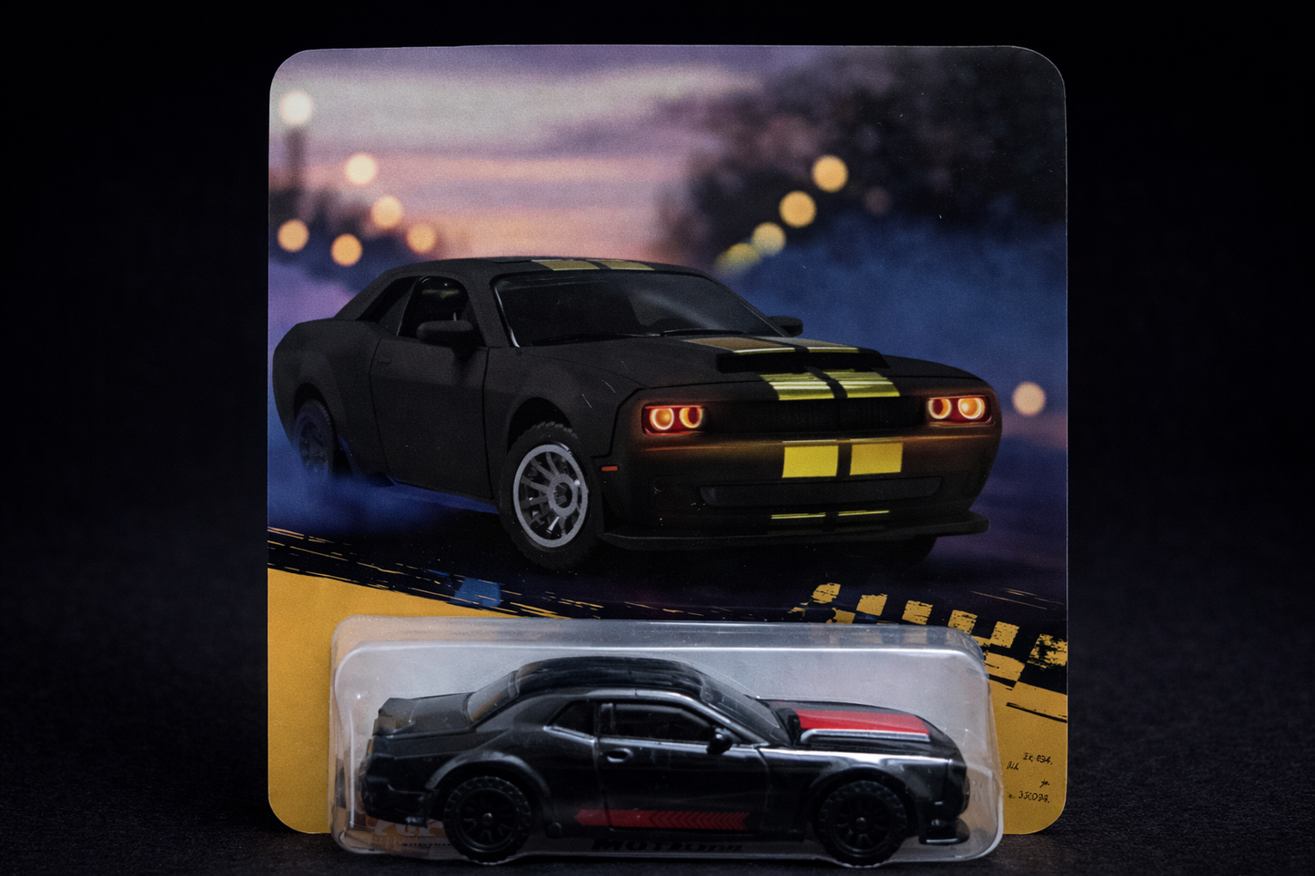 Dodge Challenger 1:64 scale metal model.