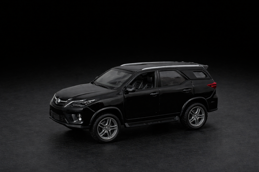 Toyota fortuner metal Diecast cast model 1:32 scale