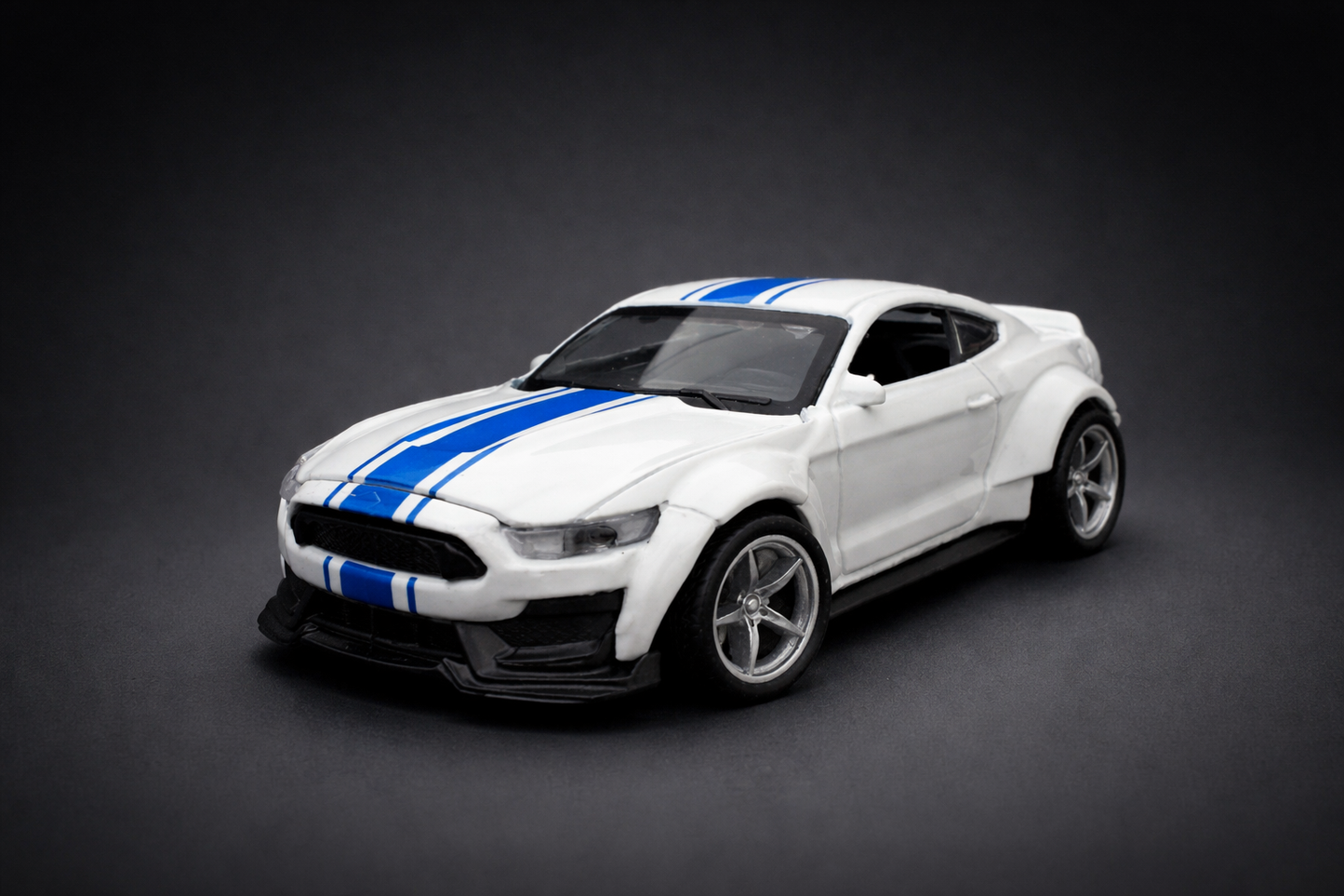 Ford Mustang Shelby metal 1:36 scale model