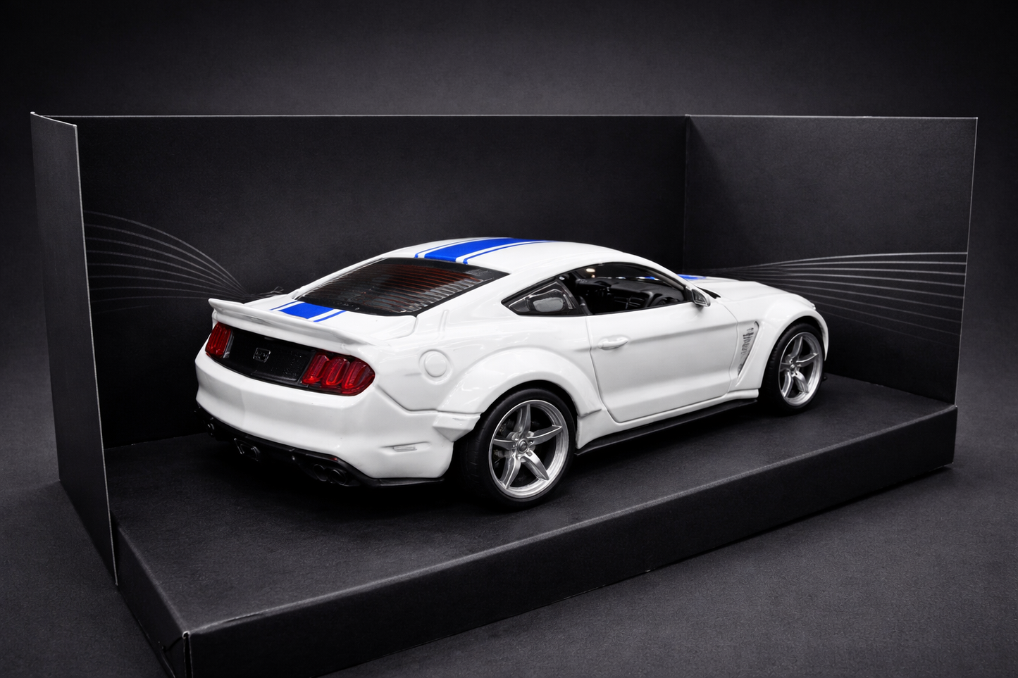 Ford Mustang Shelby metal 1:36 scale model