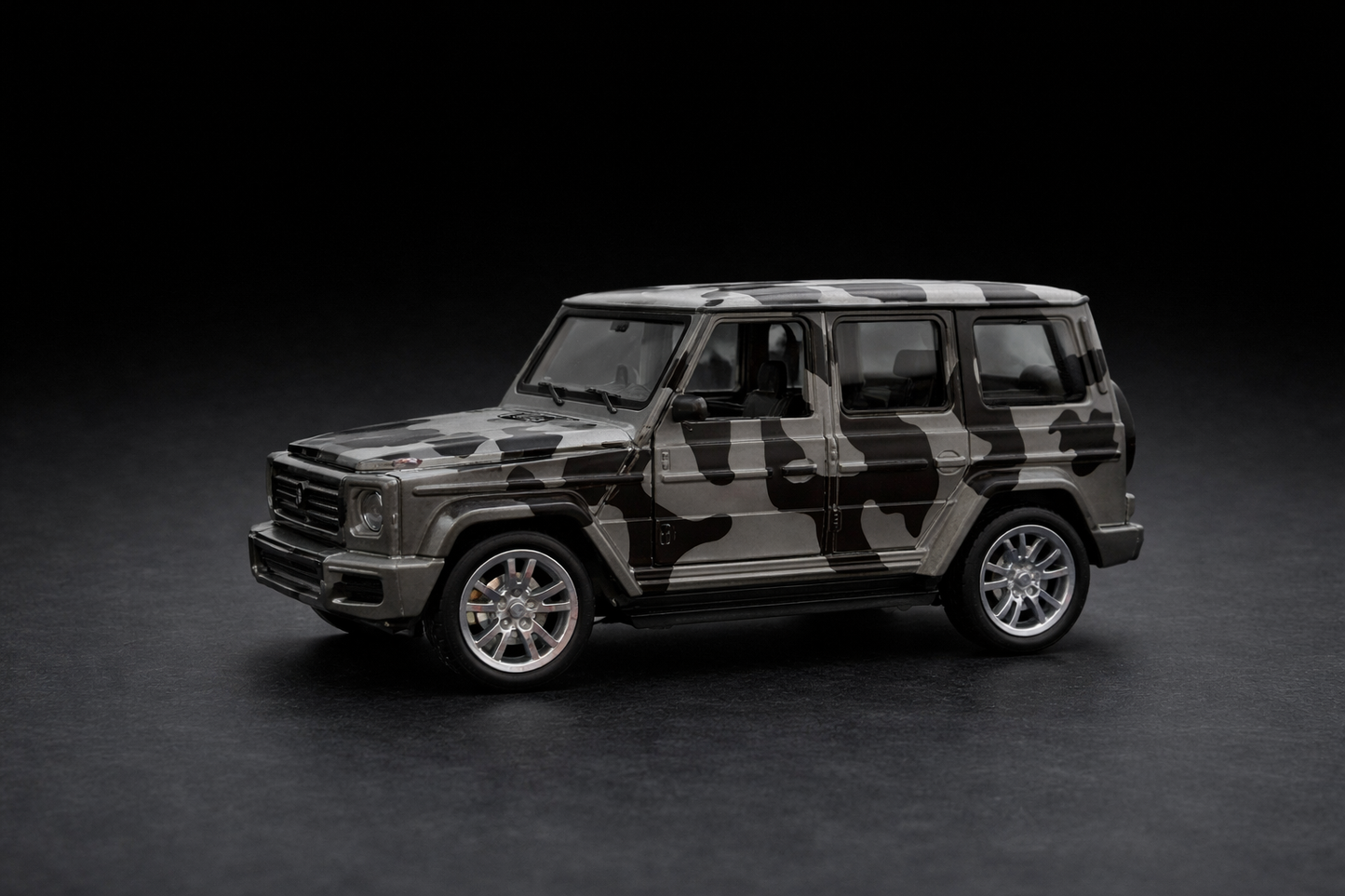 Metal diecast 1:32 scale-Mercedes G Wagon