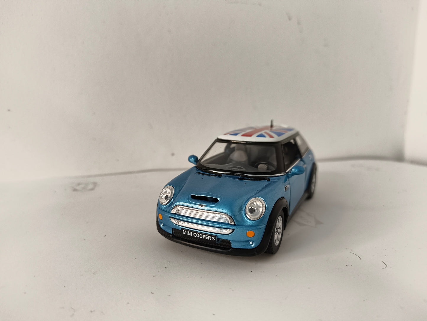 Kinsmart Mini Cooper S