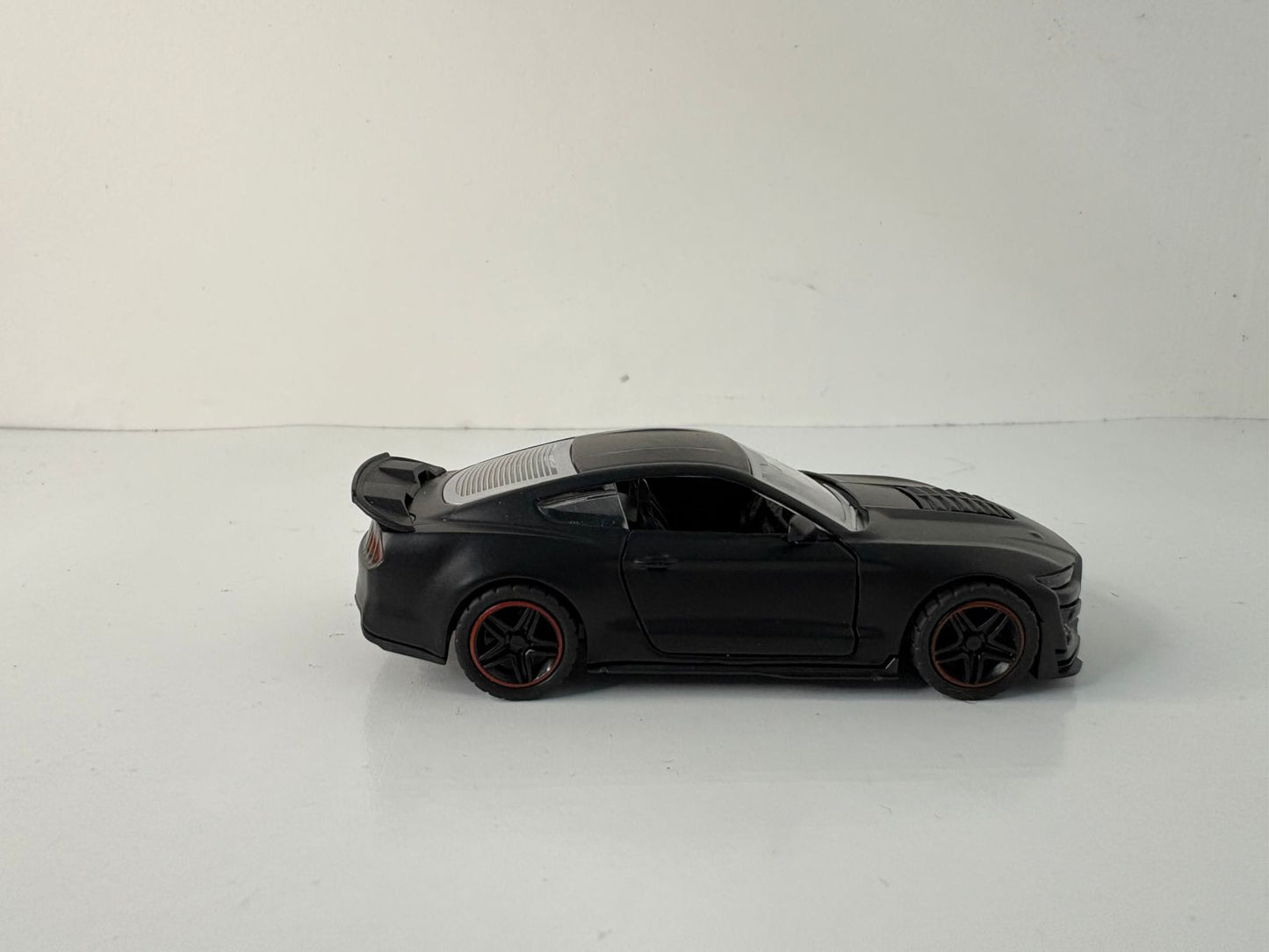 Combo- Mustang Shelby GT500+ Lamborghini 1:43 scale.