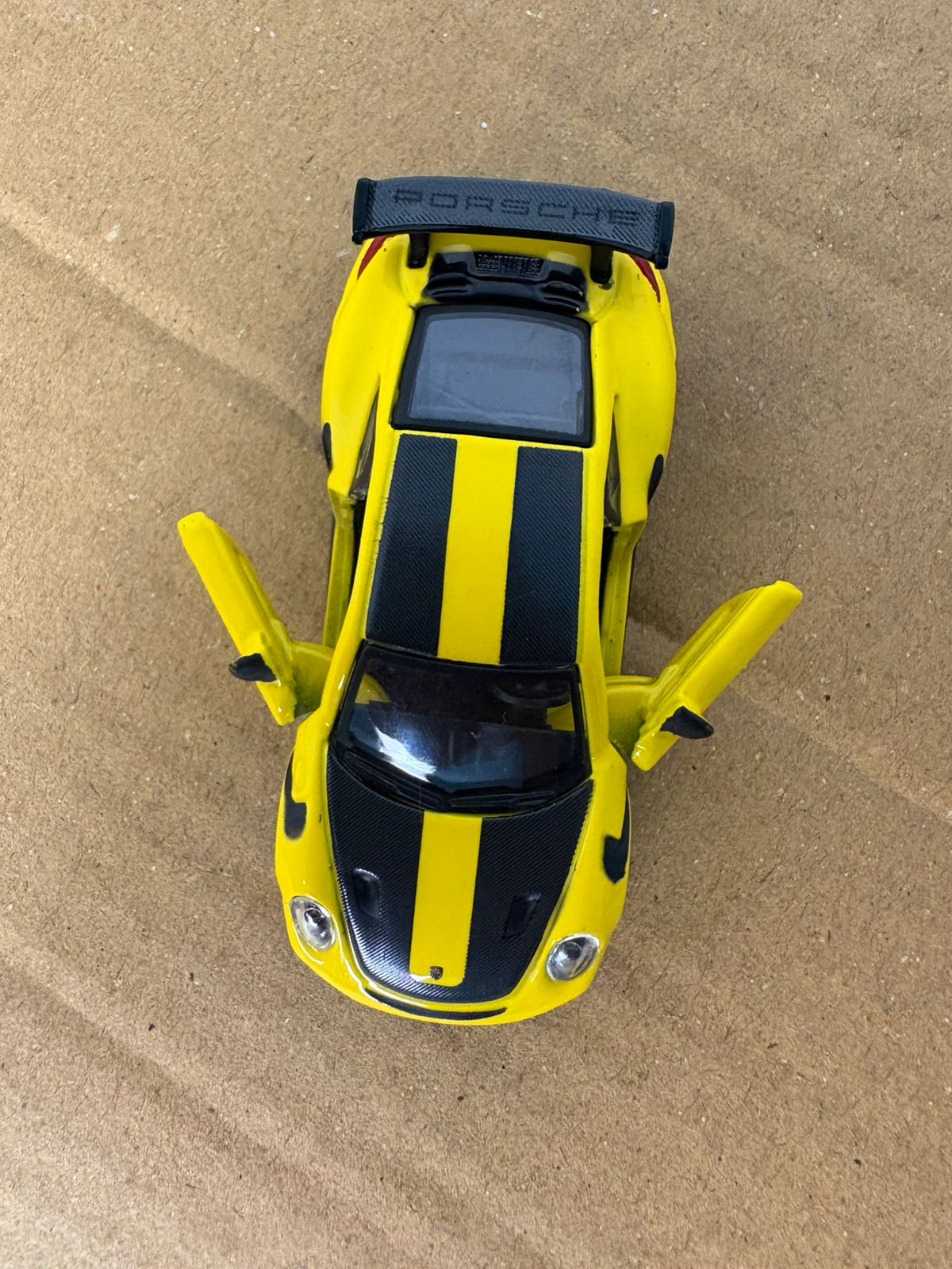 Bburago Porsche 911 GT2 RS