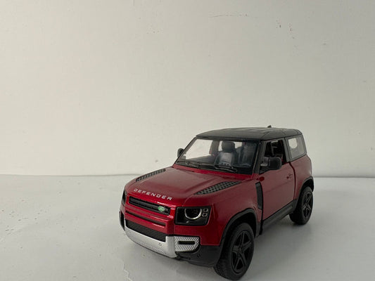 Kinsmart:-1:36 scale Land Rover Defender 90