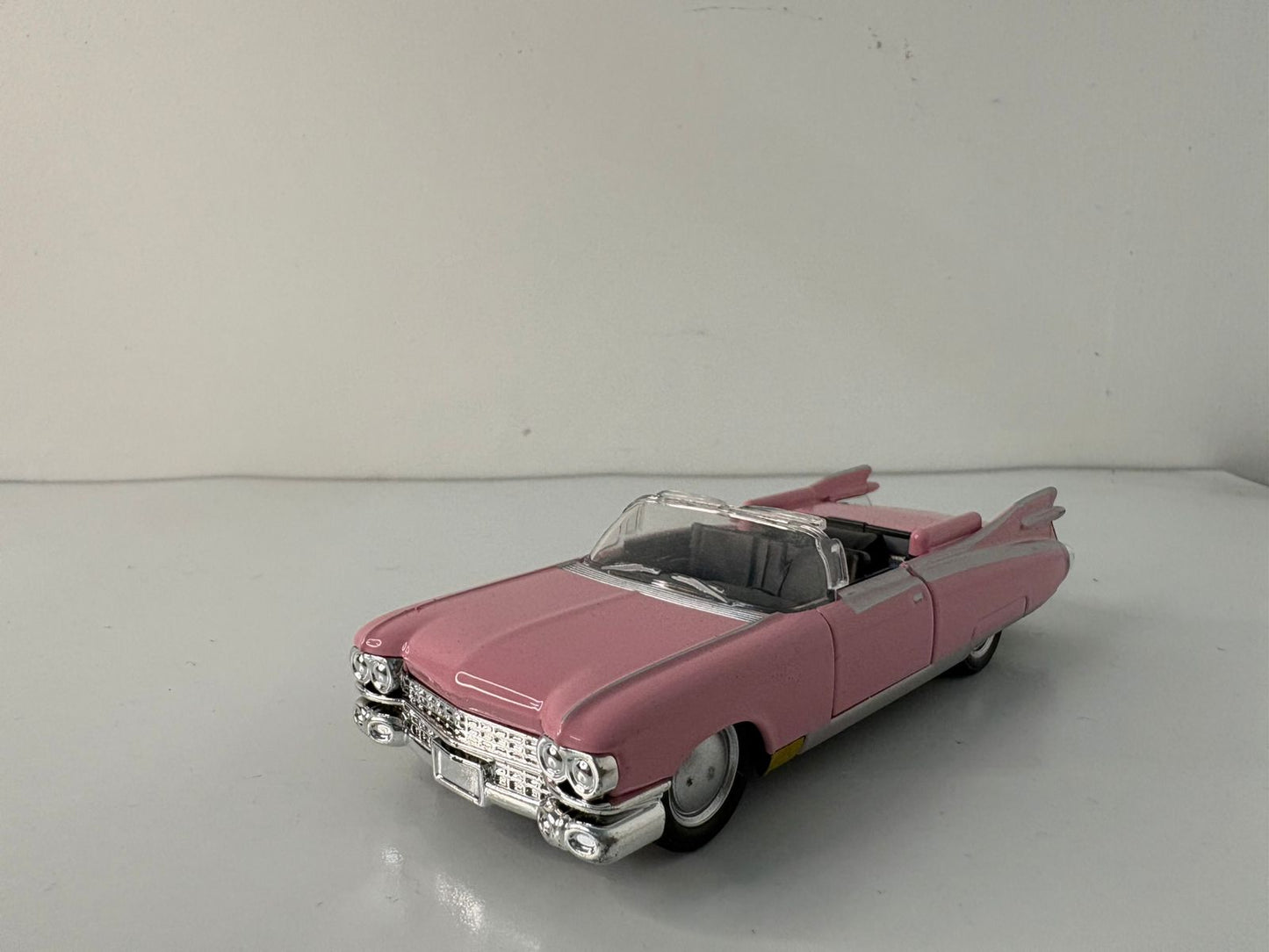 1959 Cadillac Eldorado Biarritz Metal Diecast Model.