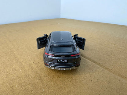 Bburago lamborghini urus 1:64 scale