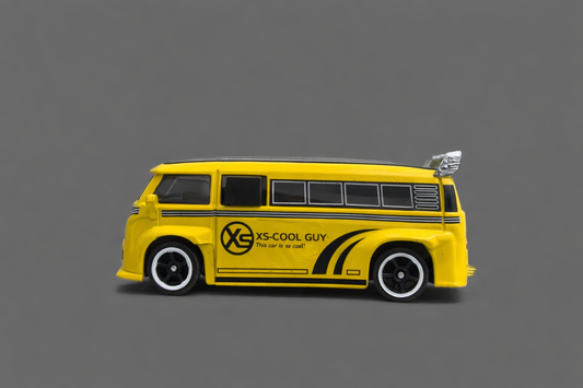 Papami Volkswagen Kombi 1:64 scale.