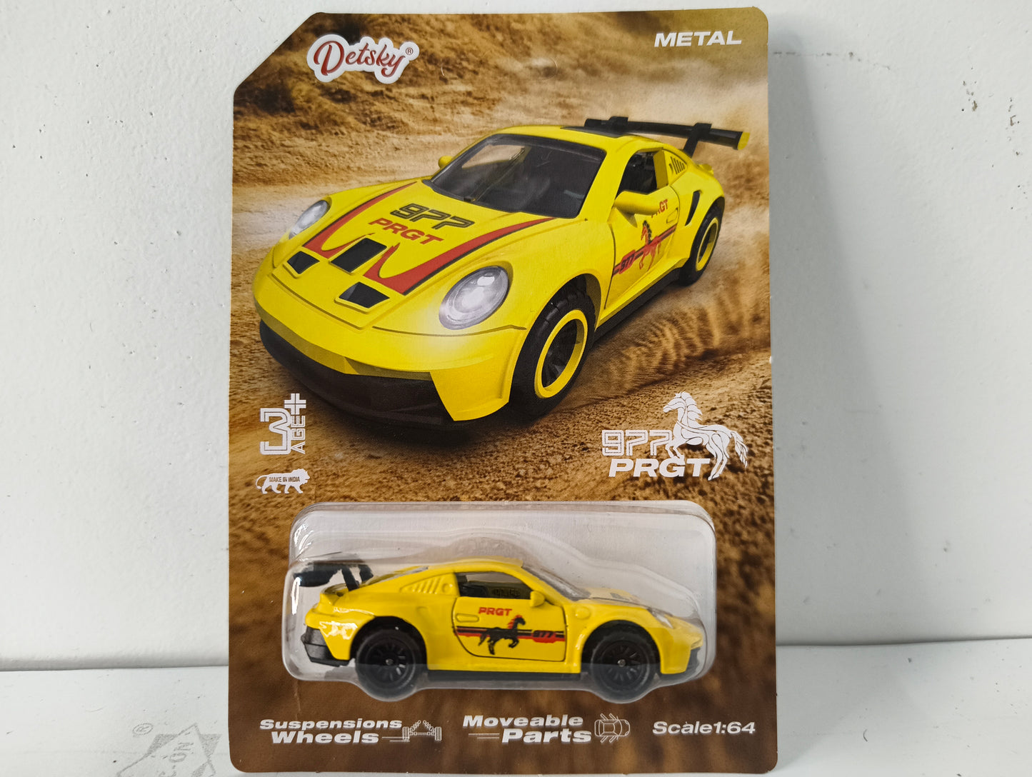 Porsche 911 GT3 RS 1:64 scale.