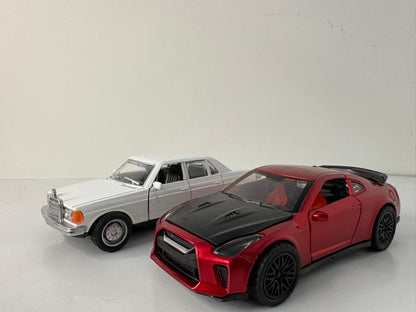 Combo-1:36 scale Nissan GT-R + Mercedes-Benz W123.