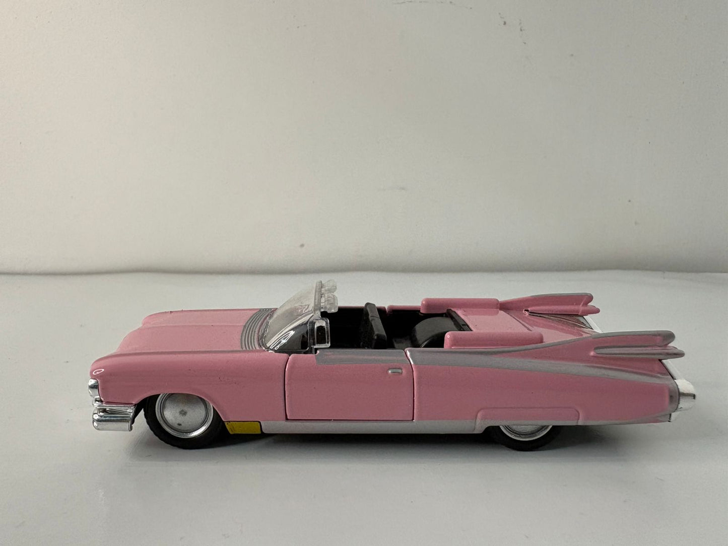 1959 Cadillac Eldorado Biarritz Metal Diecast Model.