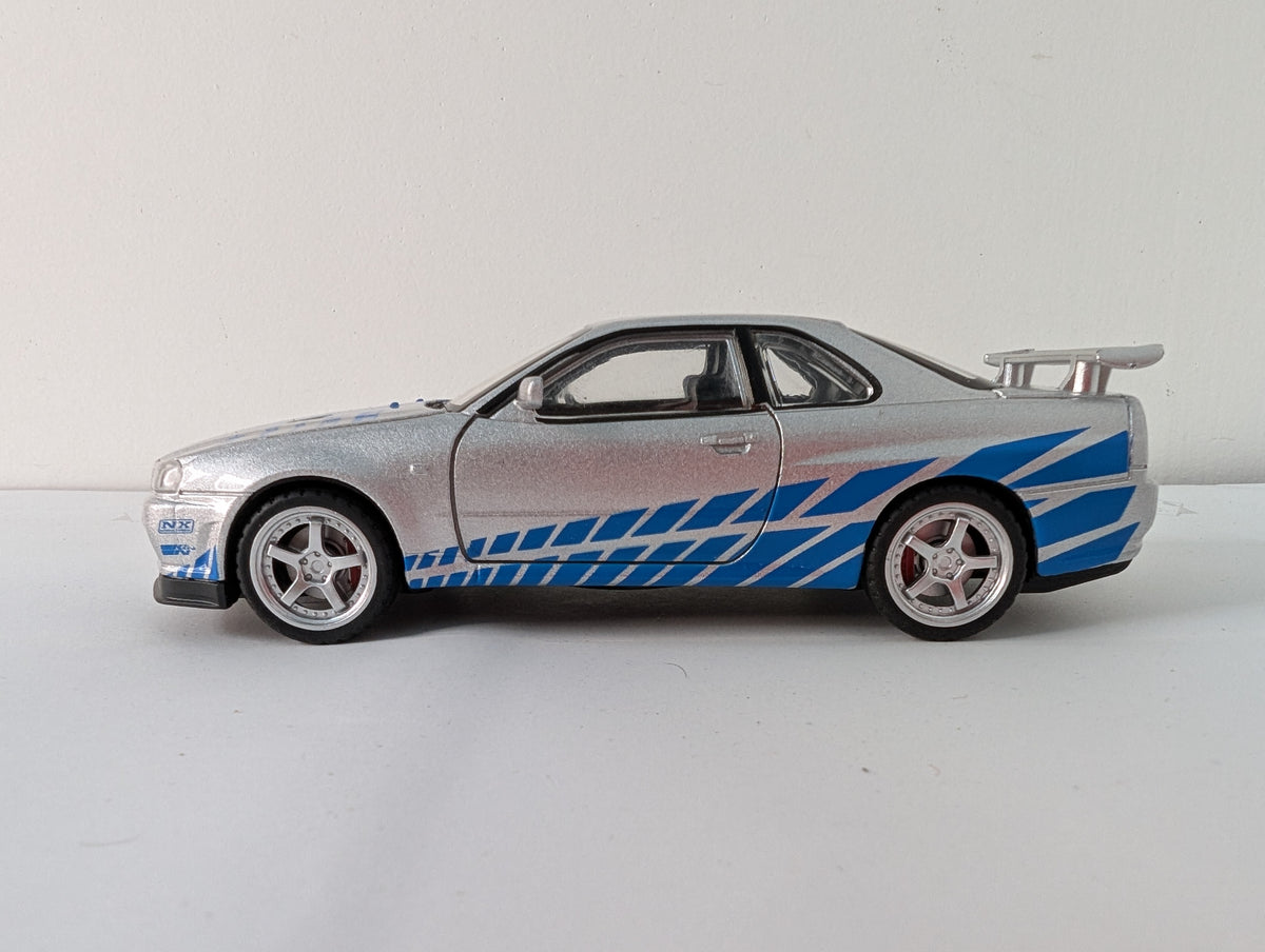 Nissan Skyline GTR R34 1:36 scale.