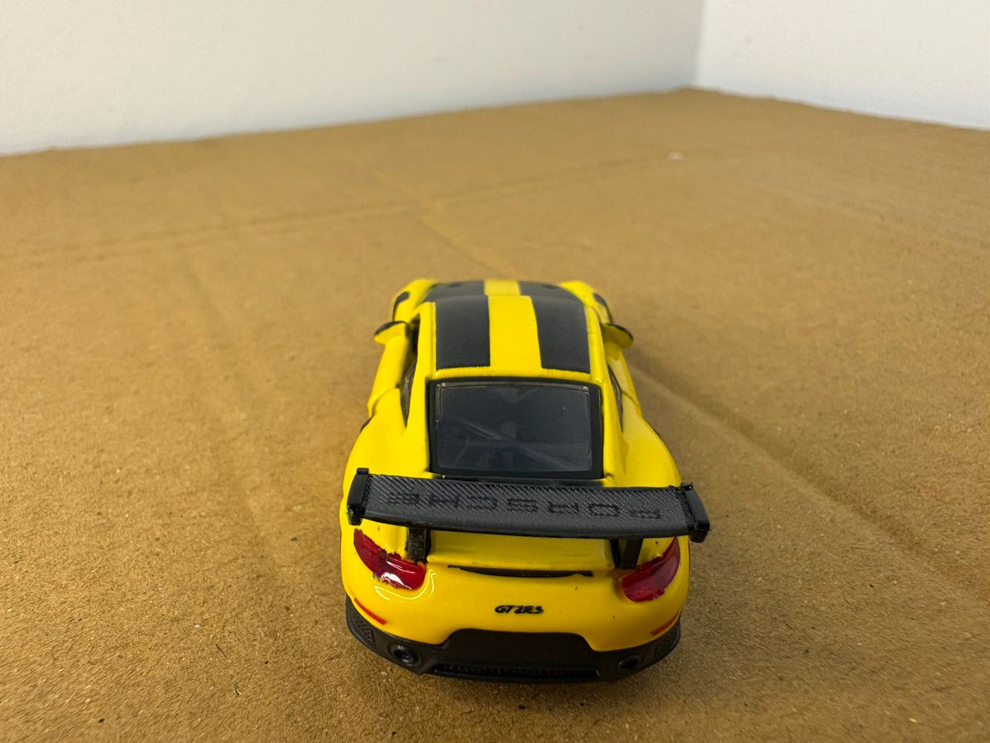 Bburago Porsche 911 GT2 RS
