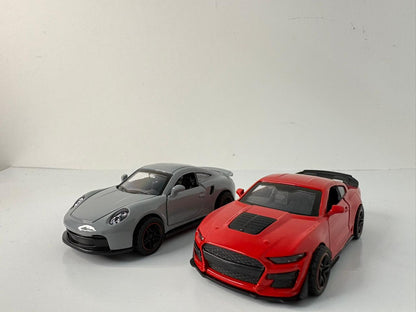 Combo- Mustang Shelby GT500+Porsche 911 GT3 1:43 scale.